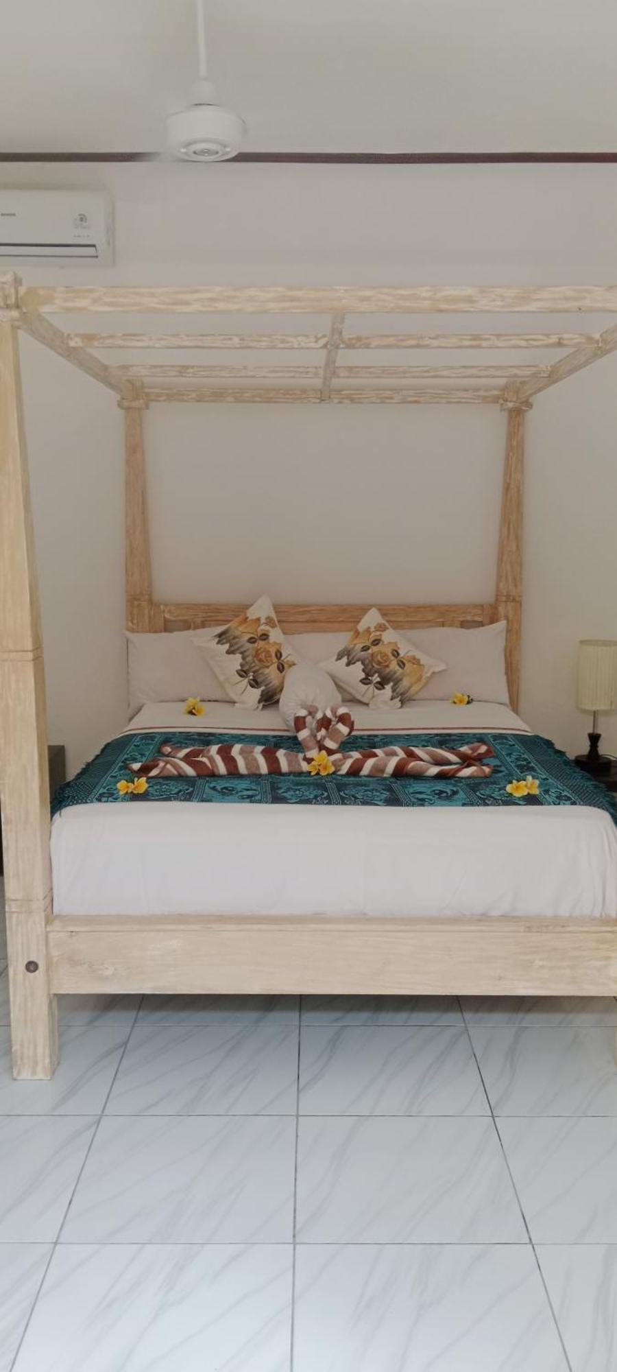 Beten Enjung Home Stay&Waroeng Amed  Ngoại thất bức ảnh