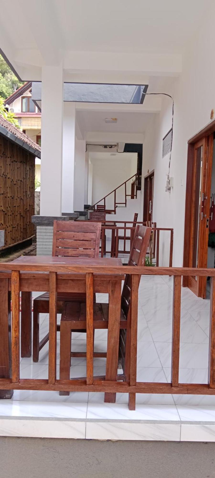Beten Enjung Home Stay&Waroeng Amed  Ngoại thất bức ảnh