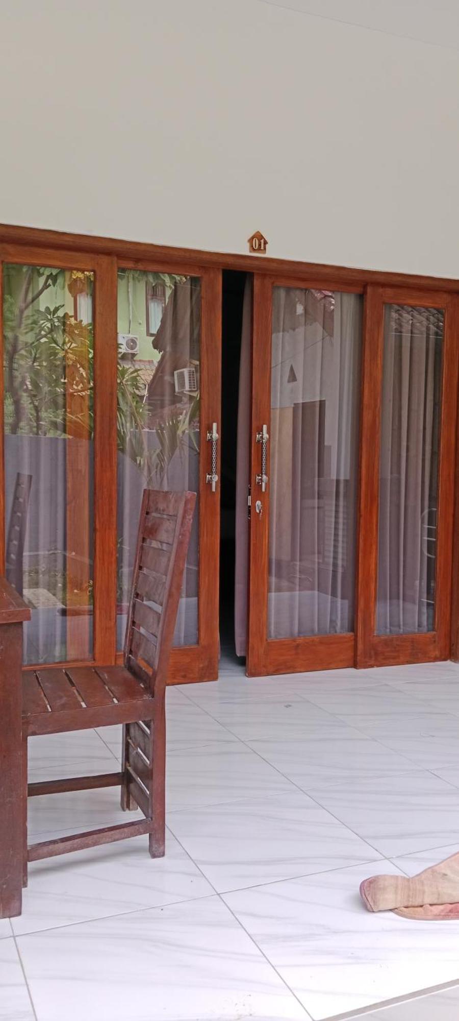 Beten Enjung Home Stay&Waroeng Amed  Ngoại thất bức ảnh