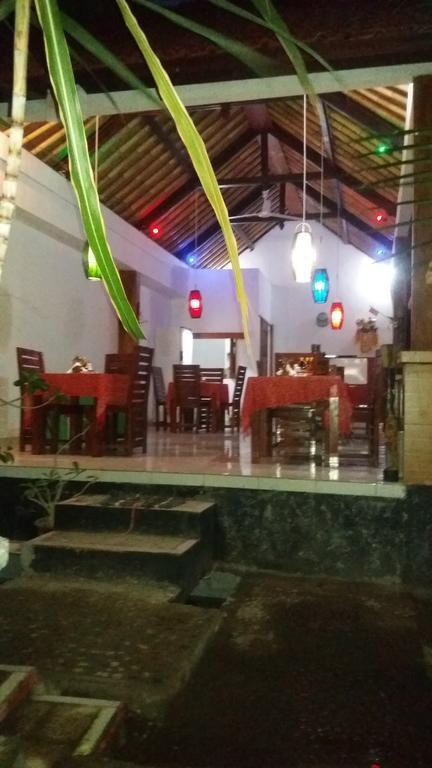 Beten Enjung Home Stay&Waroeng Amed  Ngoại thất bức ảnh