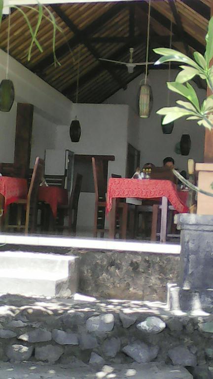 Beten Enjung Home Stay&Waroeng Amed  Ngoại thất bức ảnh